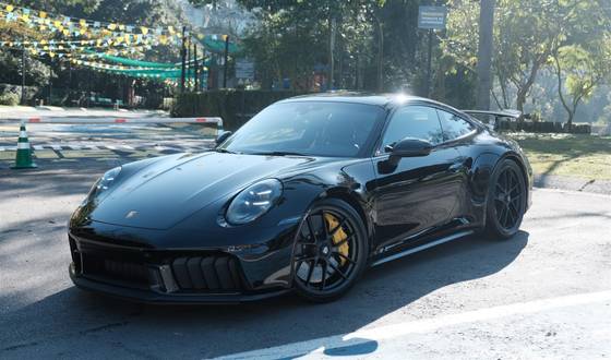 PORSCHE 911 3.6 24V H6 T-HYBRID CARRERA GTS PDK PORSCHE 911 3.6 24V H6 T-HYBRID CARRERA GTS PDK